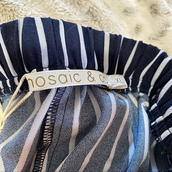 Mosaic & Co (XL) Navy & White Striped Pants - Picture 6 of 7